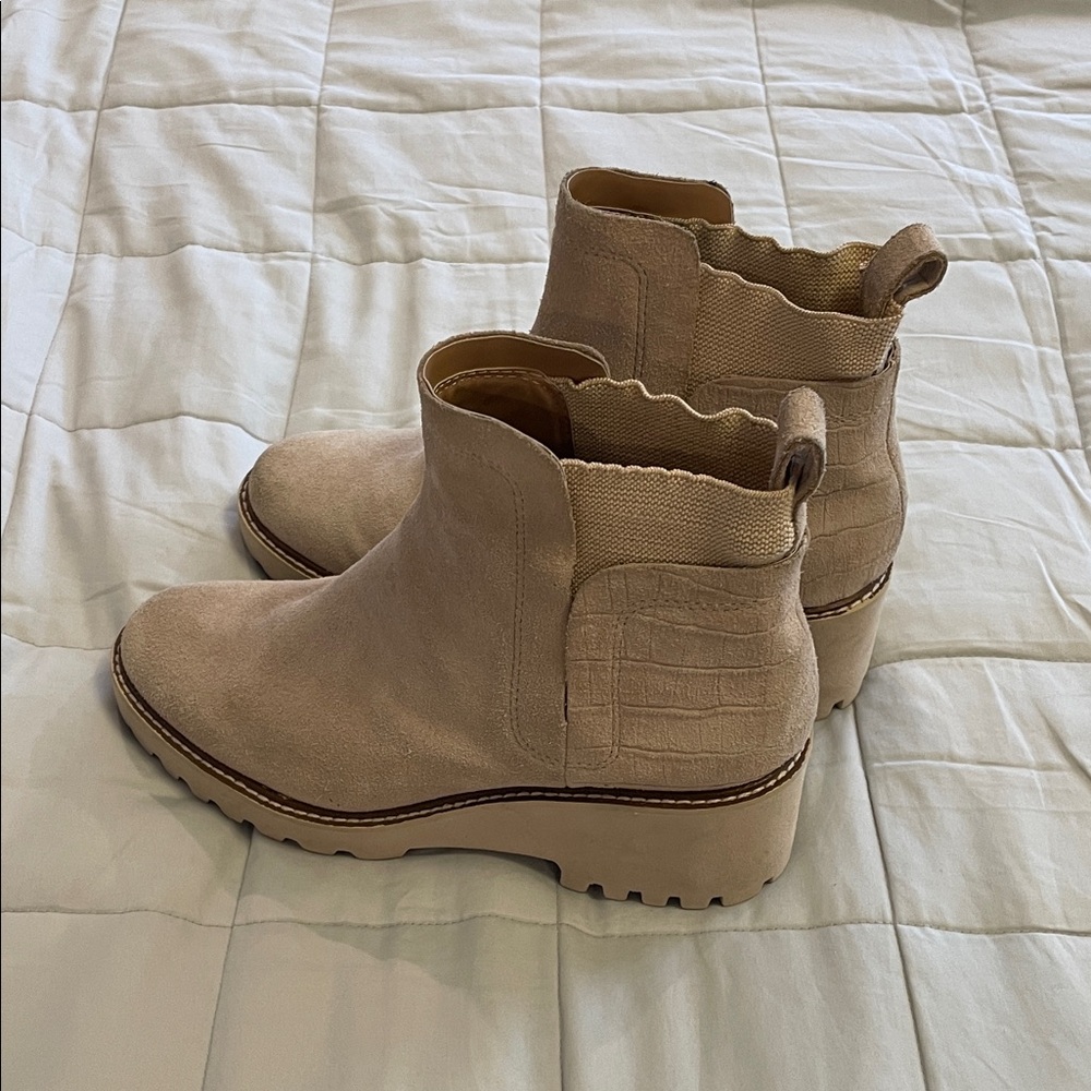 Dolce Vita Tan Ankle Booties